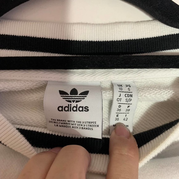 ADIDAS White & Black Bellista Cropped Sweatshirt - Picture 11 of 14